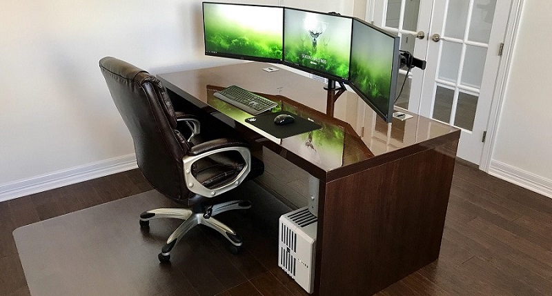 Giá treo màn PC là gì? Là thiết bị hỗ trợ màn hình máy tính giúp linh hoạt, vũng chắc hơn